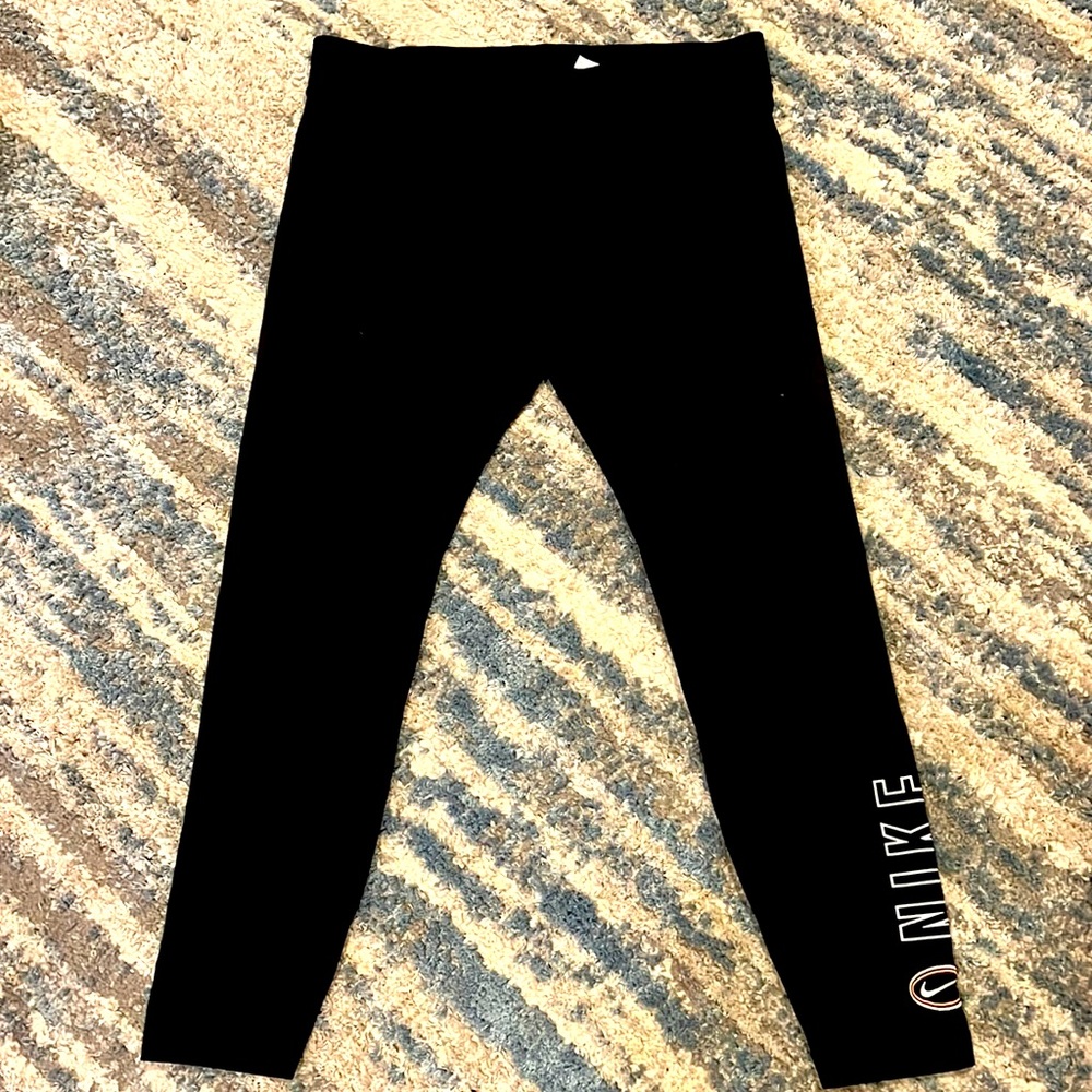 Women’s size black XL Nike leggings